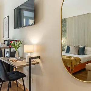 2* Pensión 94rooms Vatican Guest House- Scipioni